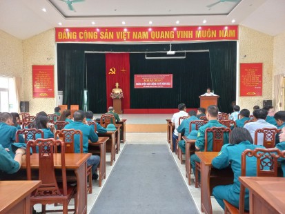 Trường Chính trị tỉnh Thái Nguyên tham gia huấn luyện lực lượng tự vệ năm 2022