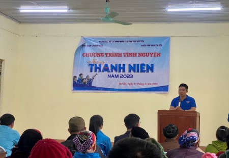 Chi đoàn Trường Chính trị tỉnh Thái Nguyên tham gia  Chương trình tình nguyện Tháng Thanh niên 2023 tại xóm Mỏ Ba,  xã Tân Long, huyện Đồng Hỷ