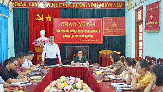 Khoa Xây dựng Đảng đi nghiên cứu thực tế tại xã Ôn Lương, huyện Phú Lương, tỉnh Thái Nguyên