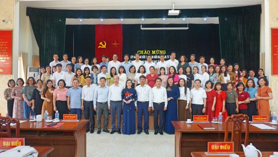 Trường Chính trị tỉnh Thái Nguyên tiếp đón, làm việc với lớp Bồi dưỡng kiến thức kinh điển Mác - Lênin, tư tưởng Hồ Chí Minh KĐ22.08 đi nghiên cứu thực tế tại Thái Nguyên